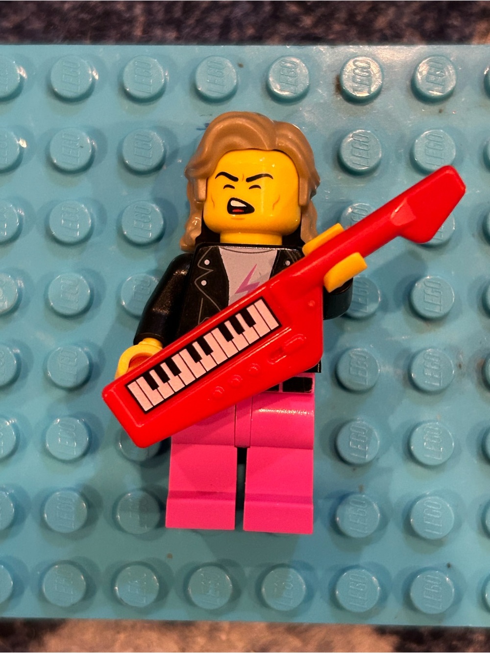 Lego minifigure rock n roll guy